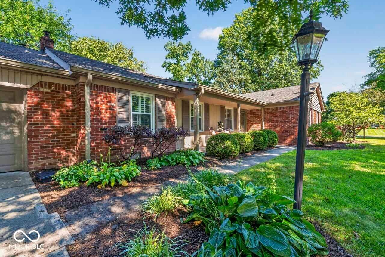 7856 Creekview Circle