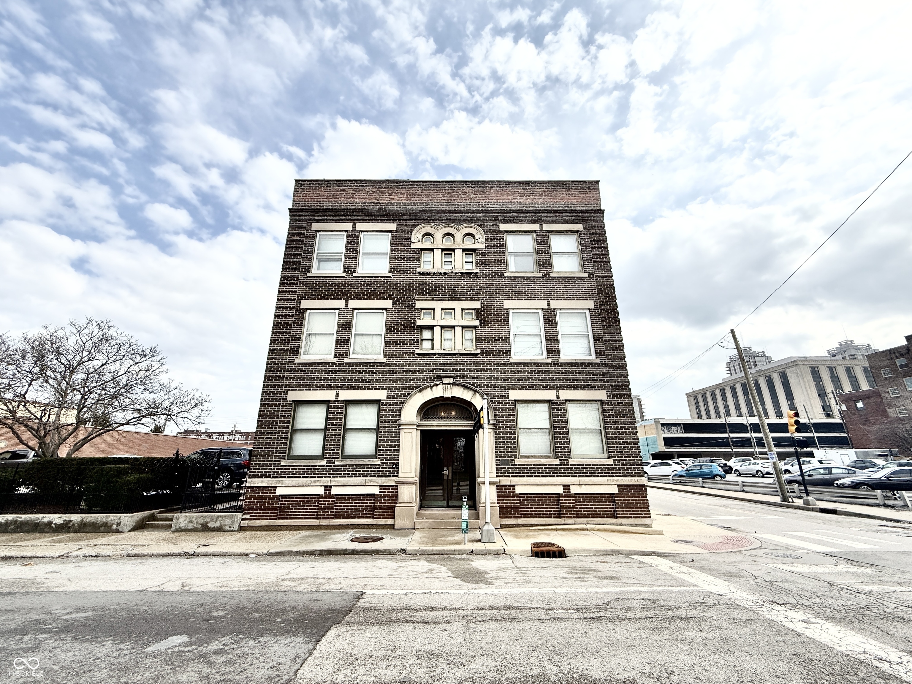 Photo 1 of 18 — 801 N Pennsylvania Street A, Indianapolis, IN 46204