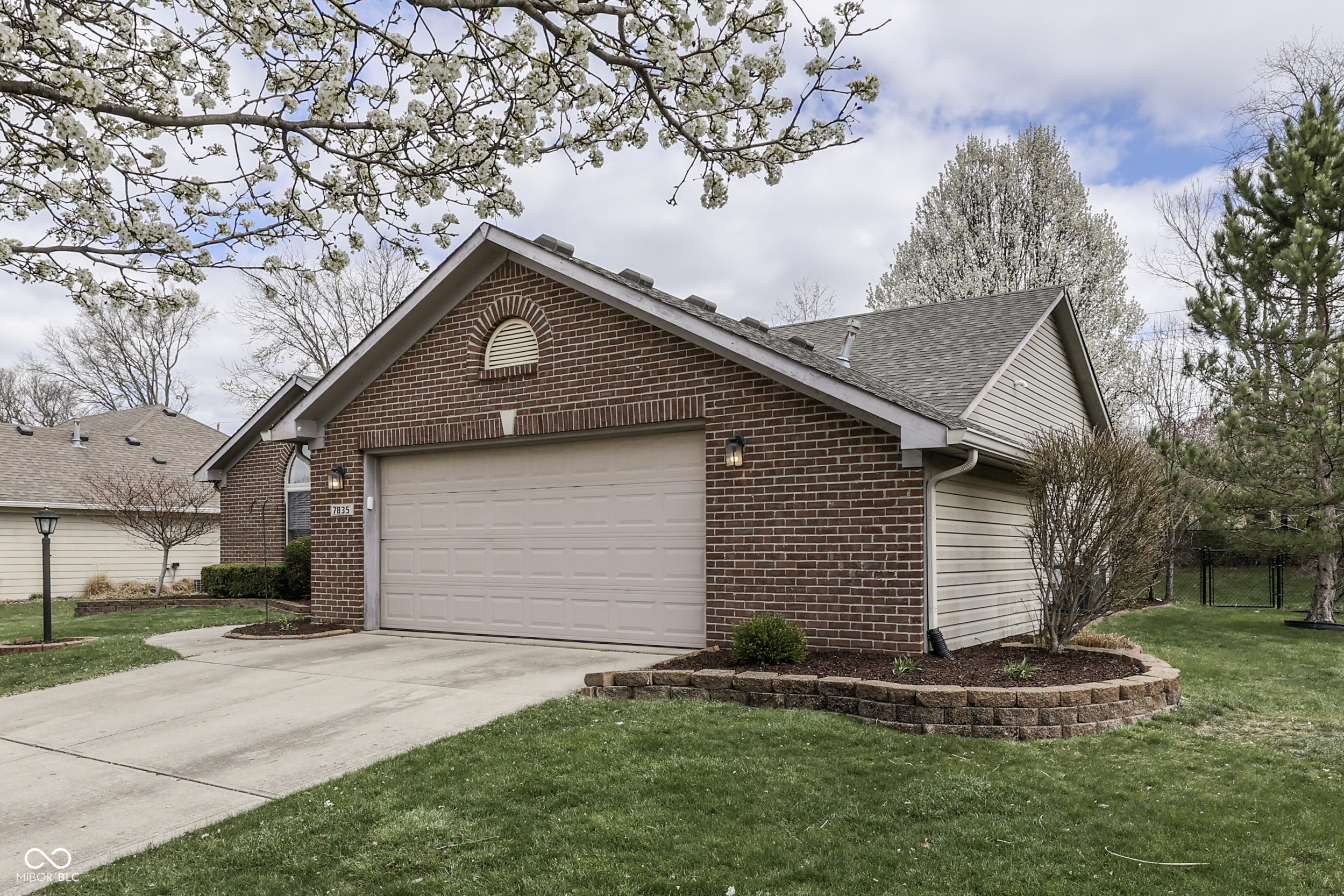 7835 Shannon Lakes Way