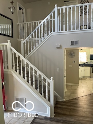 6155 Tybalt Lane