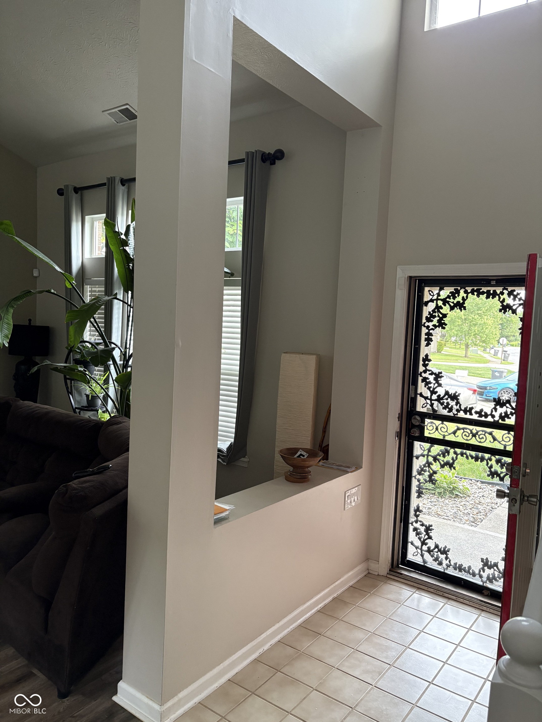 6155 Tybalt Lane