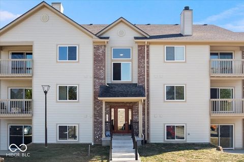 Photo of 12515 Timber Creek Drive #UNIT 1, Carmel, IN 46032 (MLS # 22066886)