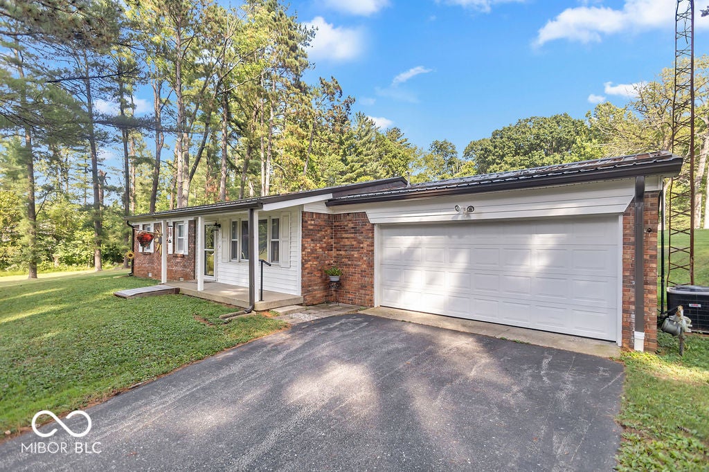 3675 S Duncan Road