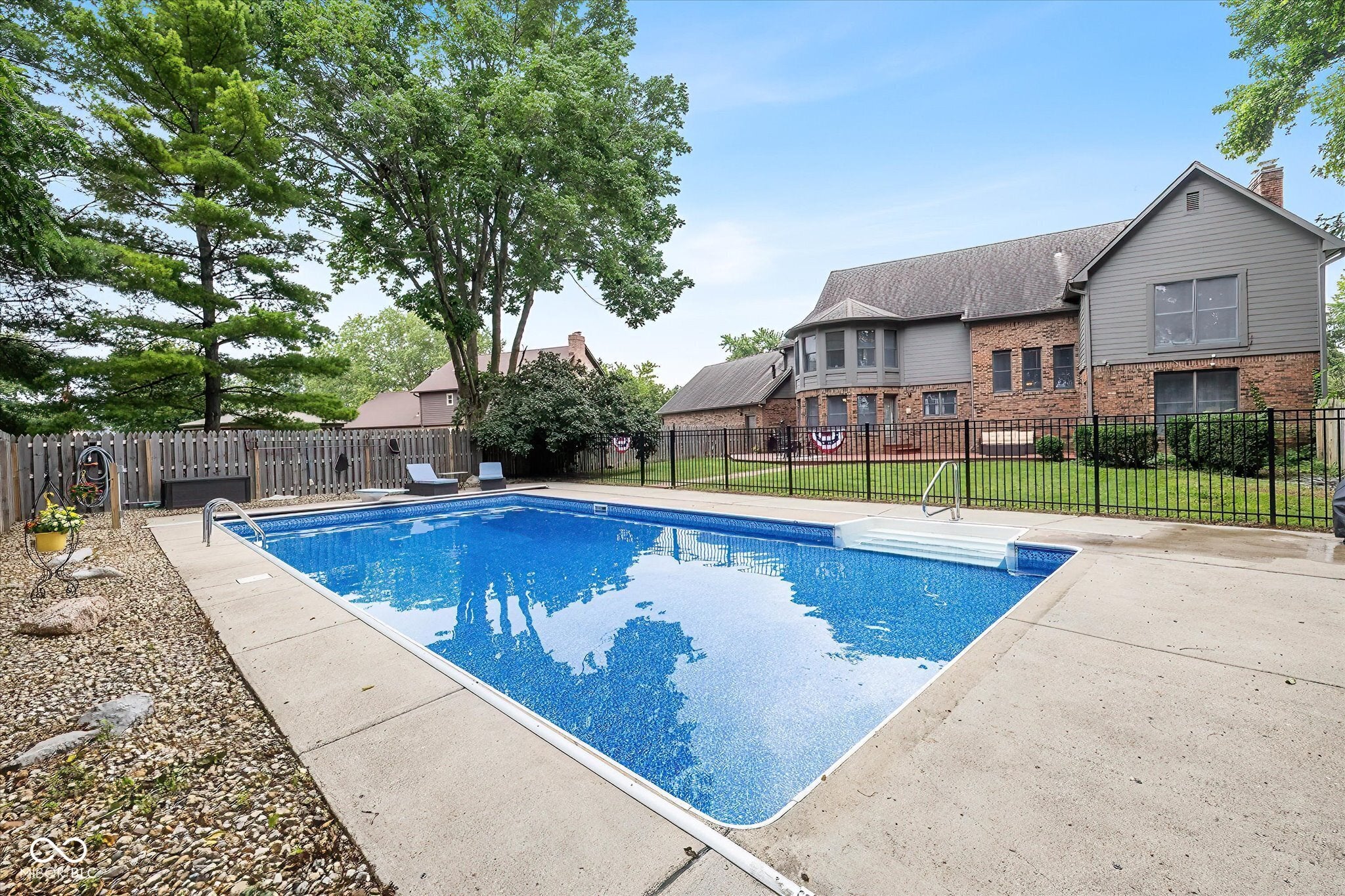 7758 Lincoln Trail