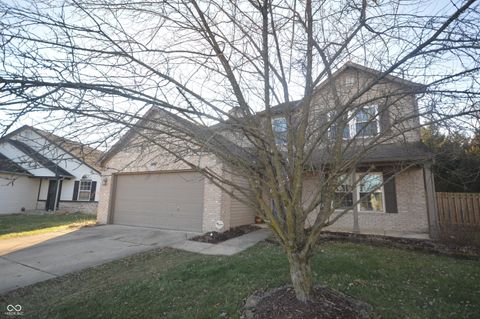 Photo of 8537 Country Meadows Drive, Indianapolis, IN 46234 (MLS # 22079926)