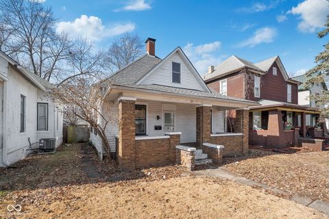 Photo of 52 Home Avenue, Terre Haute, IN 47803 (MLS # 22006834)