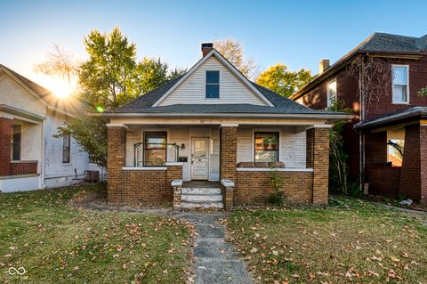 Photo of 52 Home Avenue, Terre Haute, IN 47803 (MLS # 22006834)