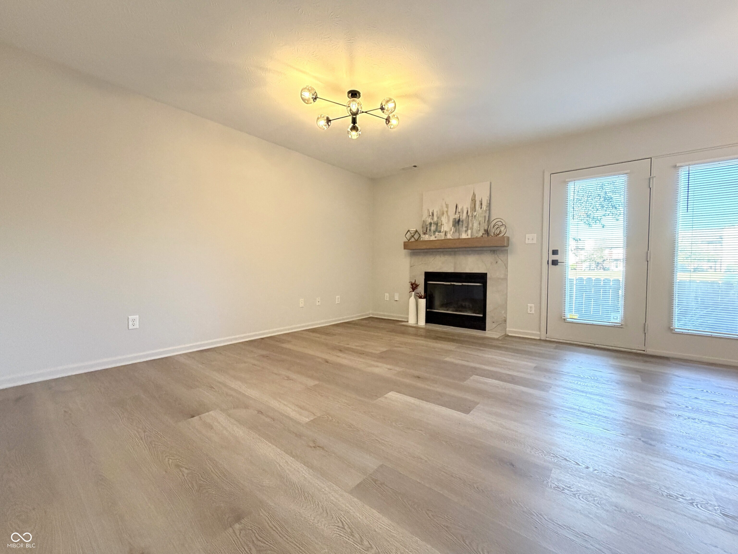 9242 Sea Pine