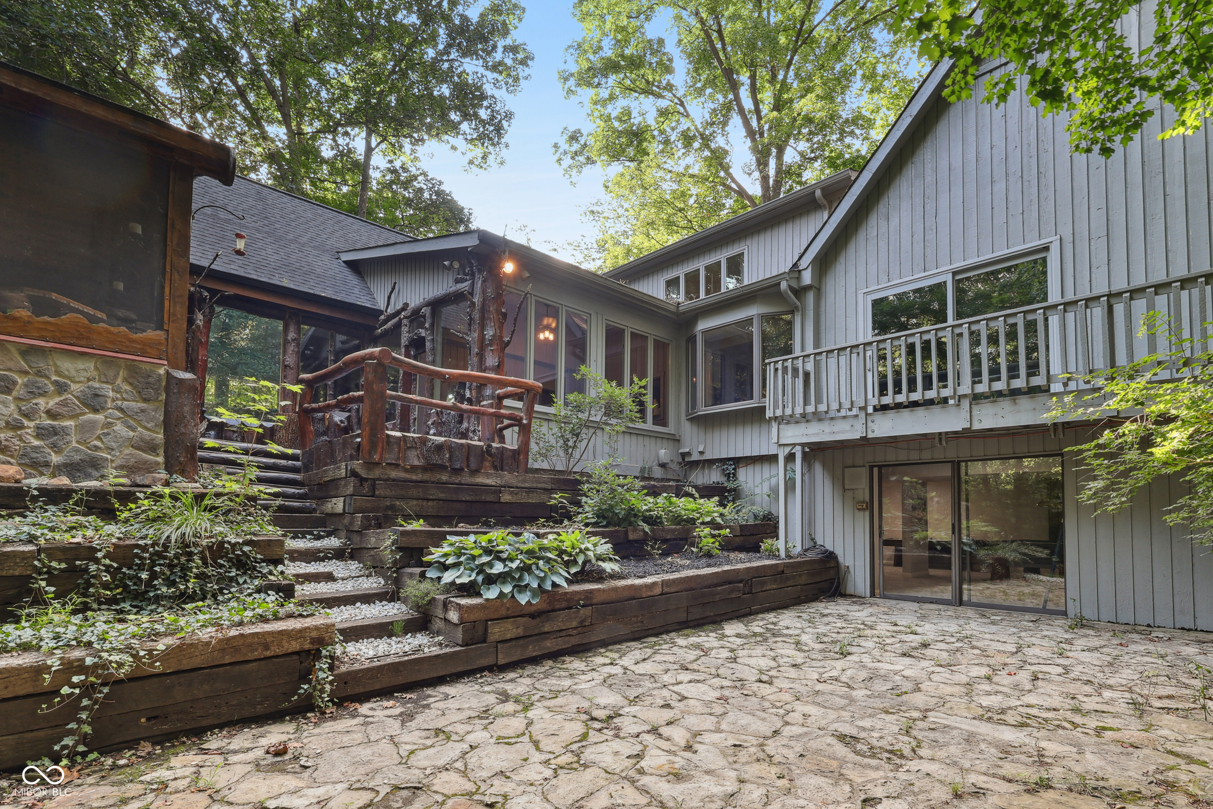 118 White Horse Lane