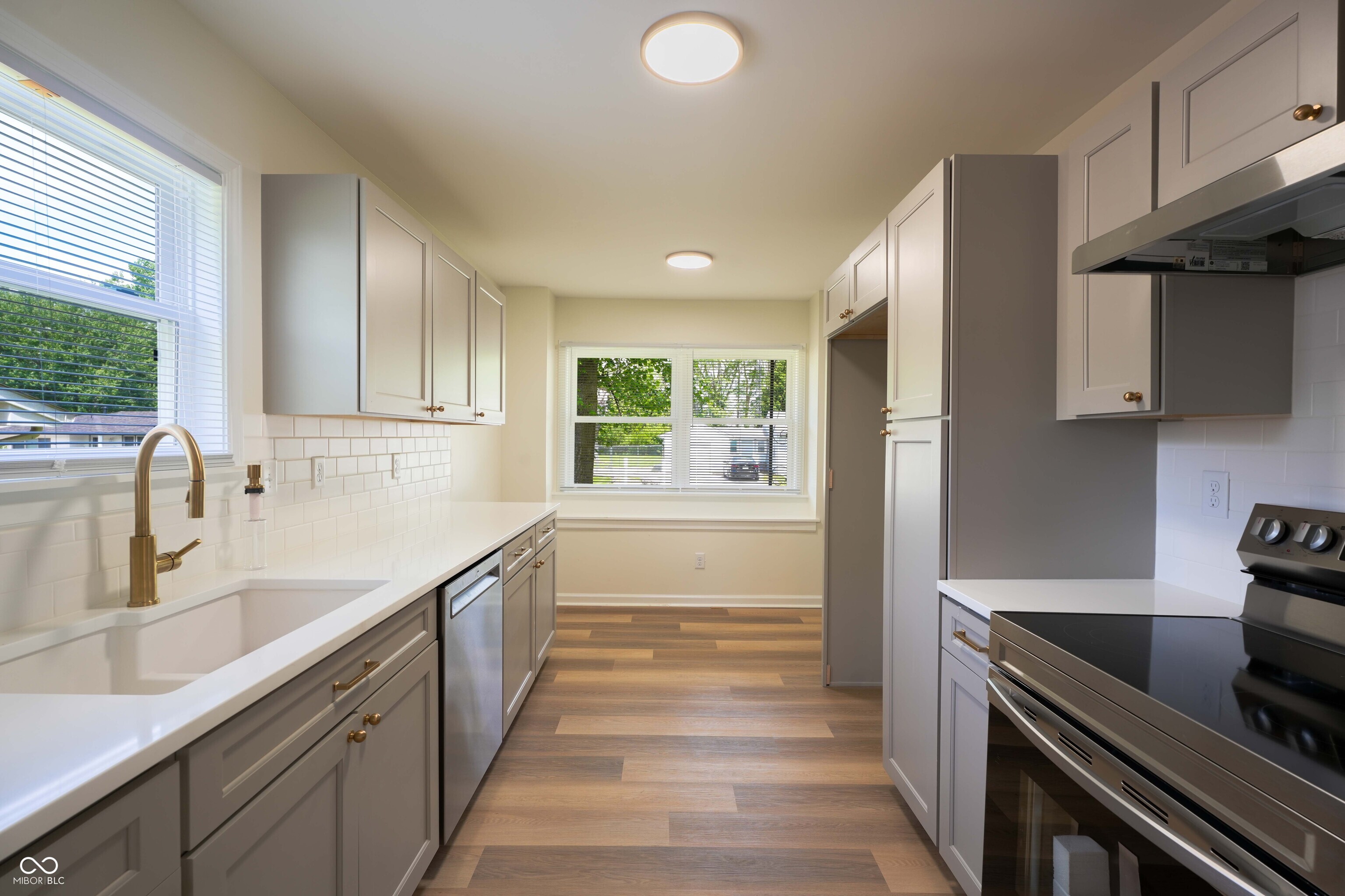 2721 W 34th Street