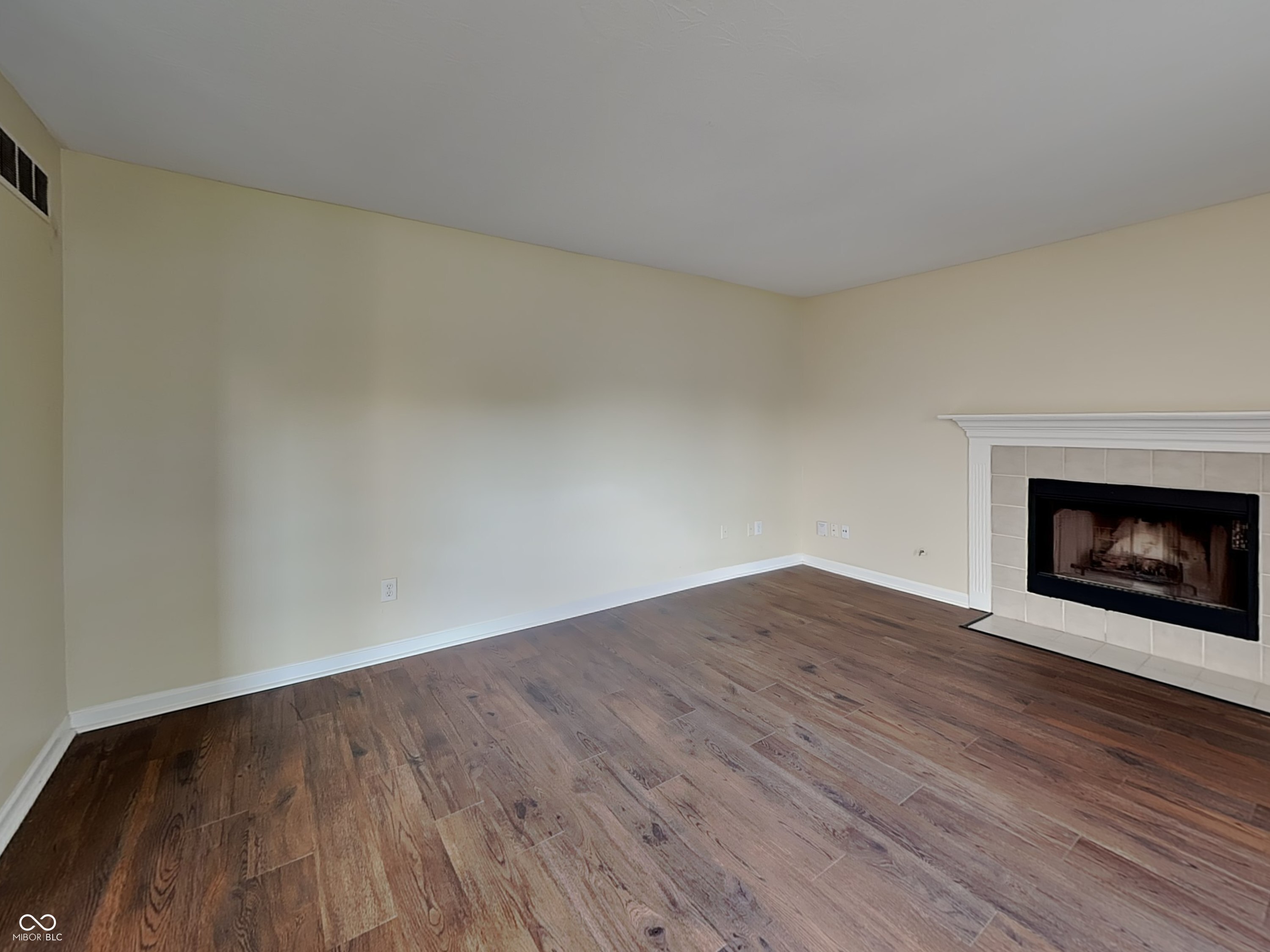 5348 Ripplingbrook Way
