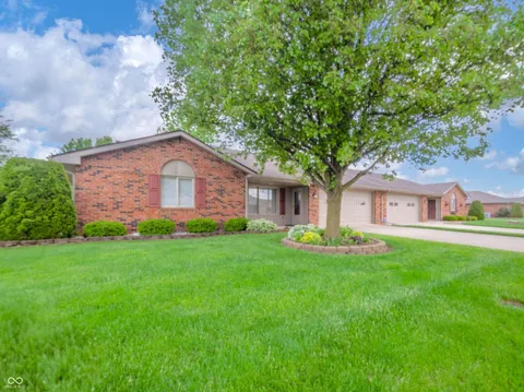 143 Asbury Drive Unit 86A, Anderson, IN 46013 - MLS#: 22037466