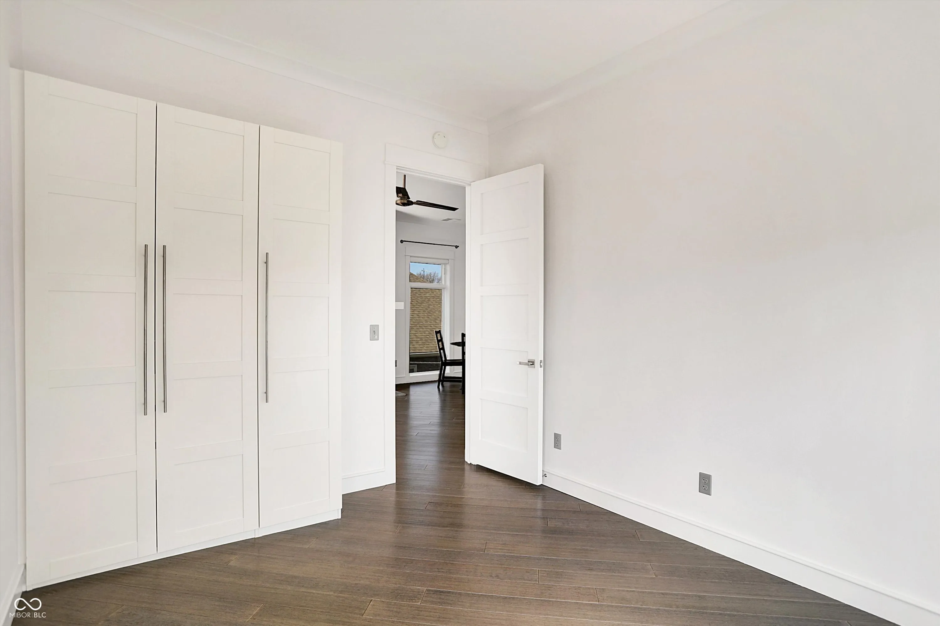 Indianapolis, Indiana 46202, United States, 2 Bedrooms Bedrooms, ,2 BathroomsBathrooms,Residential,Active,93458