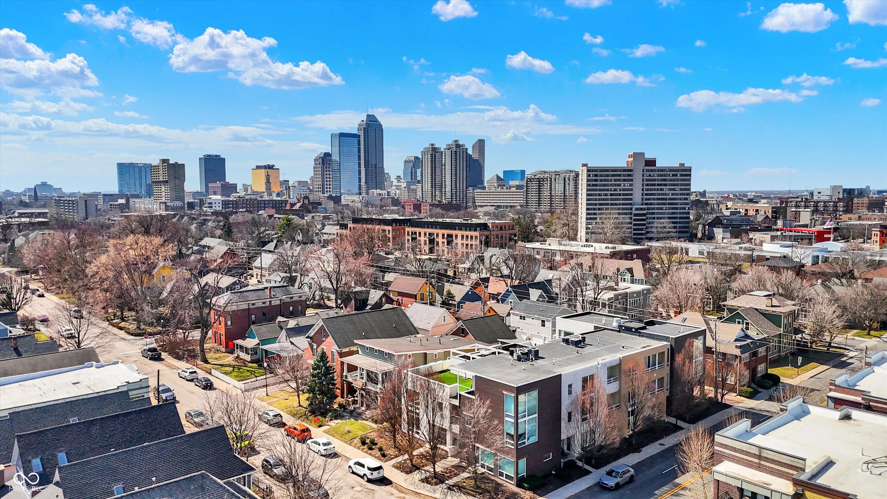 Indianapolis, Indiana 46202, United States, 2 Bedrooms Bedrooms, ,2 BathroomsBathrooms,Residential,Active,93458