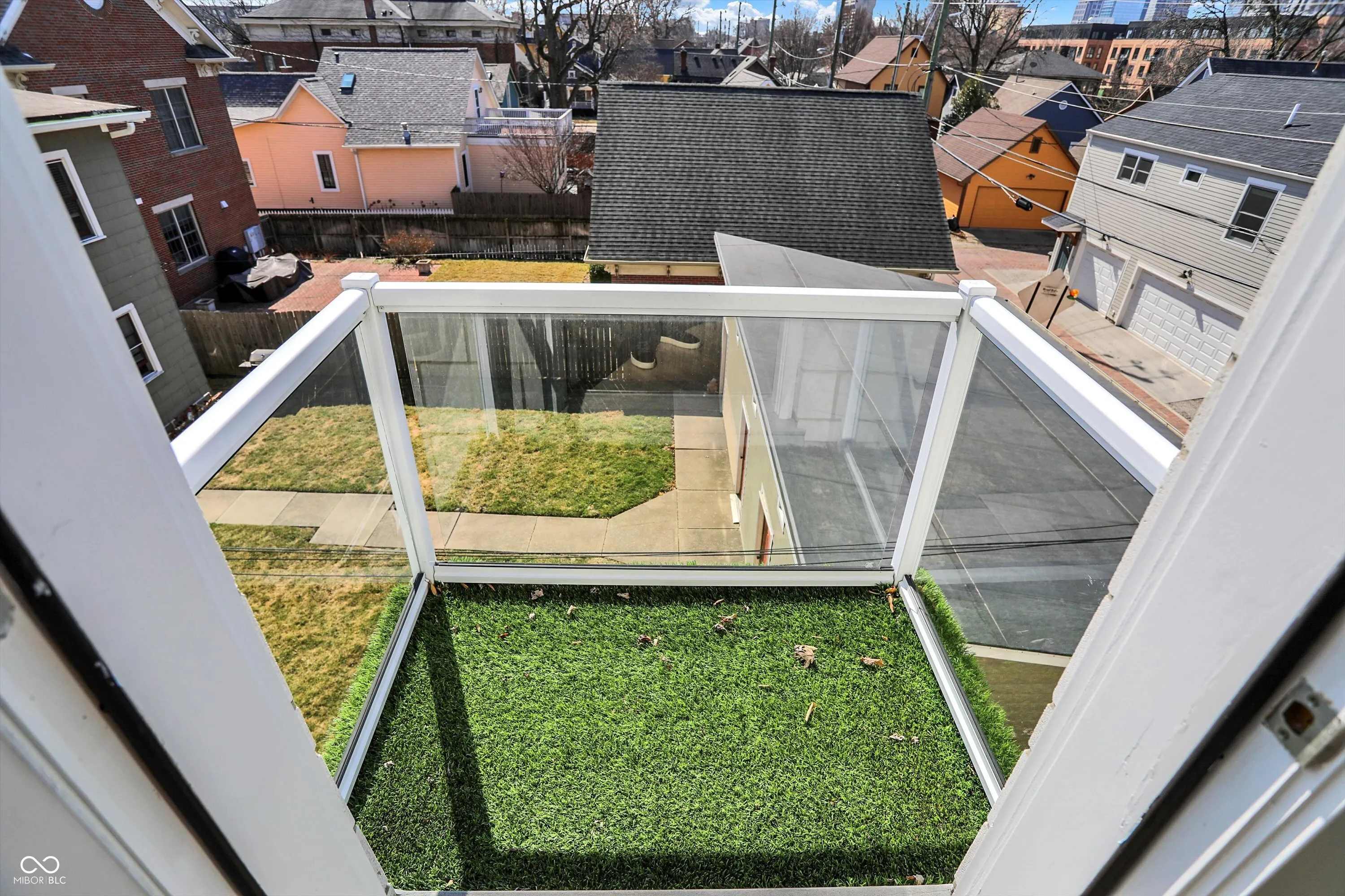 Indianapolis, Indiana 46202, United States, 2 Bedrooms Bedrooms, ,2 BathroomsBathrooms,Residential,Active,93458