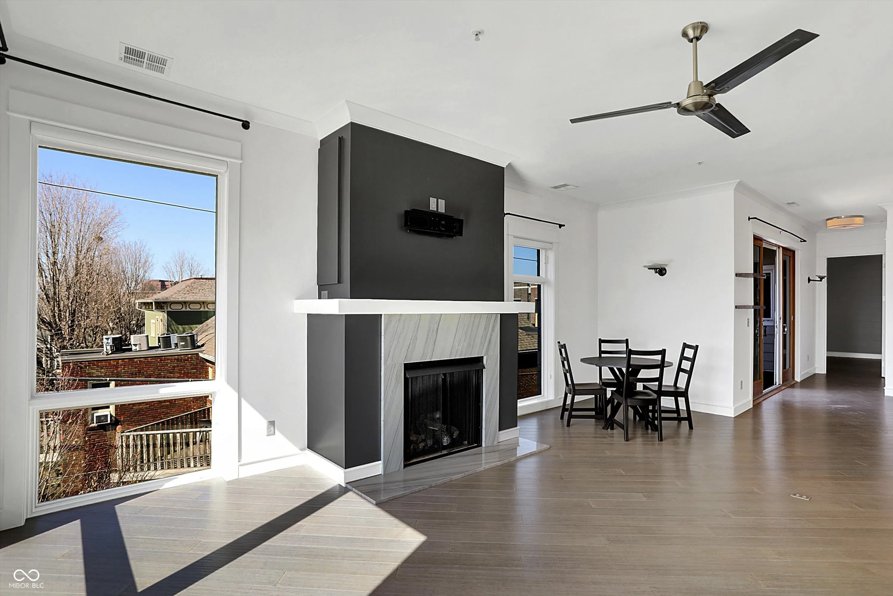 Indianapolis, Indiana 46202, United States, 2 Bedrooms Bedrooms, ,2 BathroomsBathrooms,Residential,Active,93458