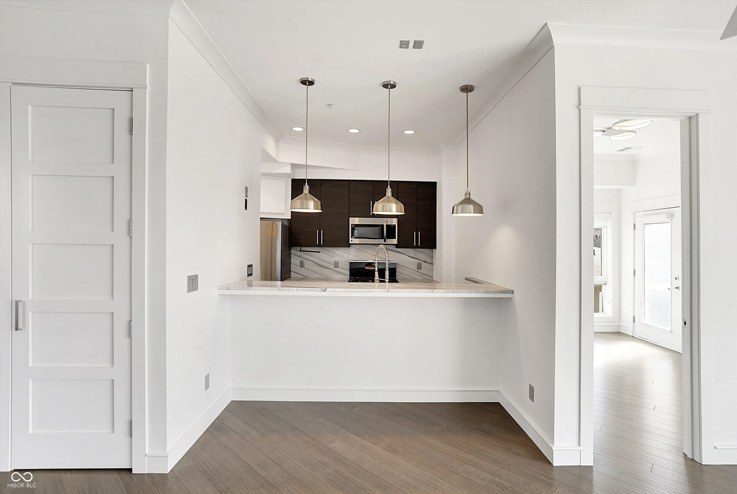 Indianapolis, Indiana 46202, United States, 2 Bedrooms Bedrooms, ,2 BathroomsBathrooms,Residential,Active,93458