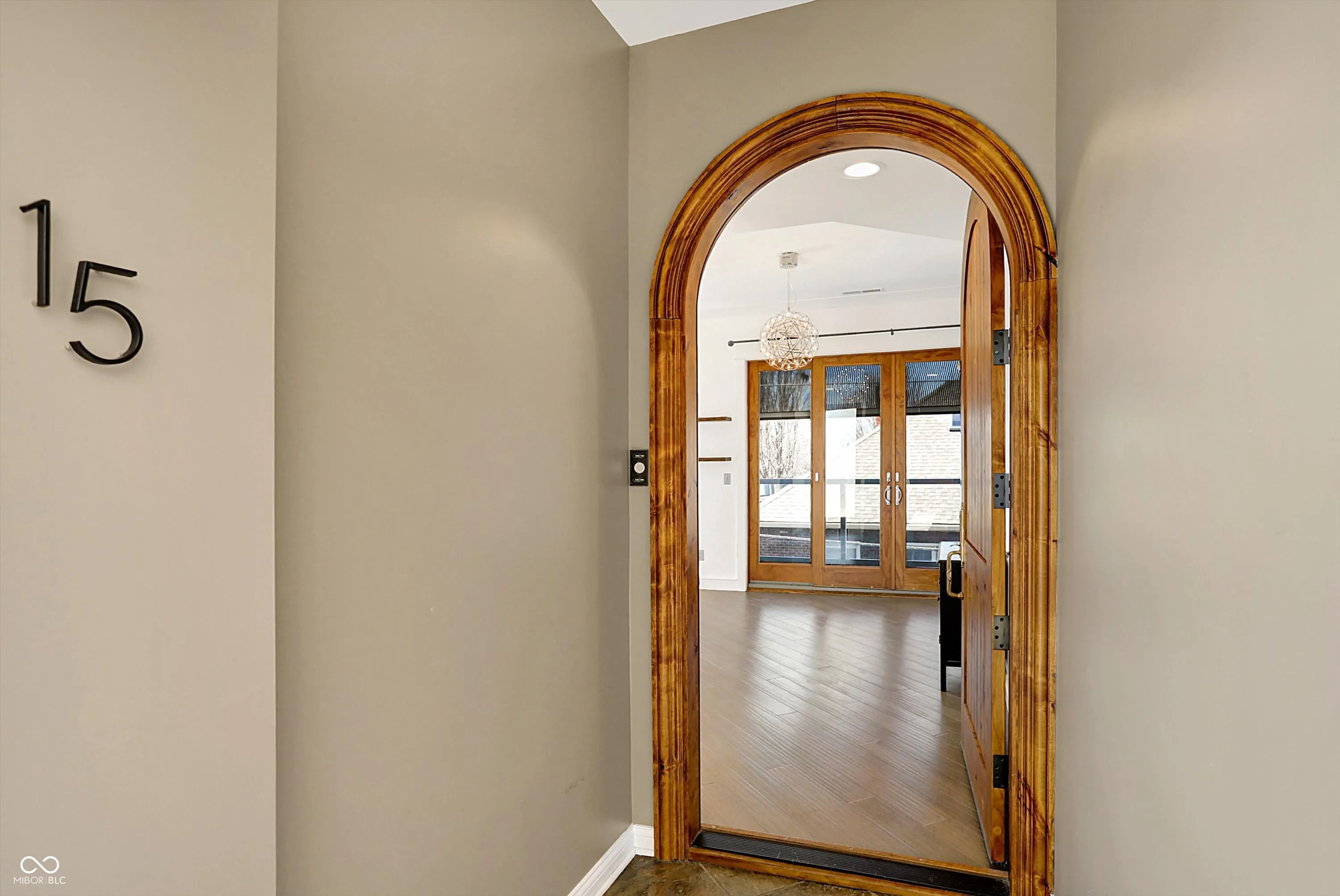 Indianapolis, Indiana 46202, United States, 2 Bedrooms Bedrooms, ,2 BathroomsBathrooms,Residential,Active,93458