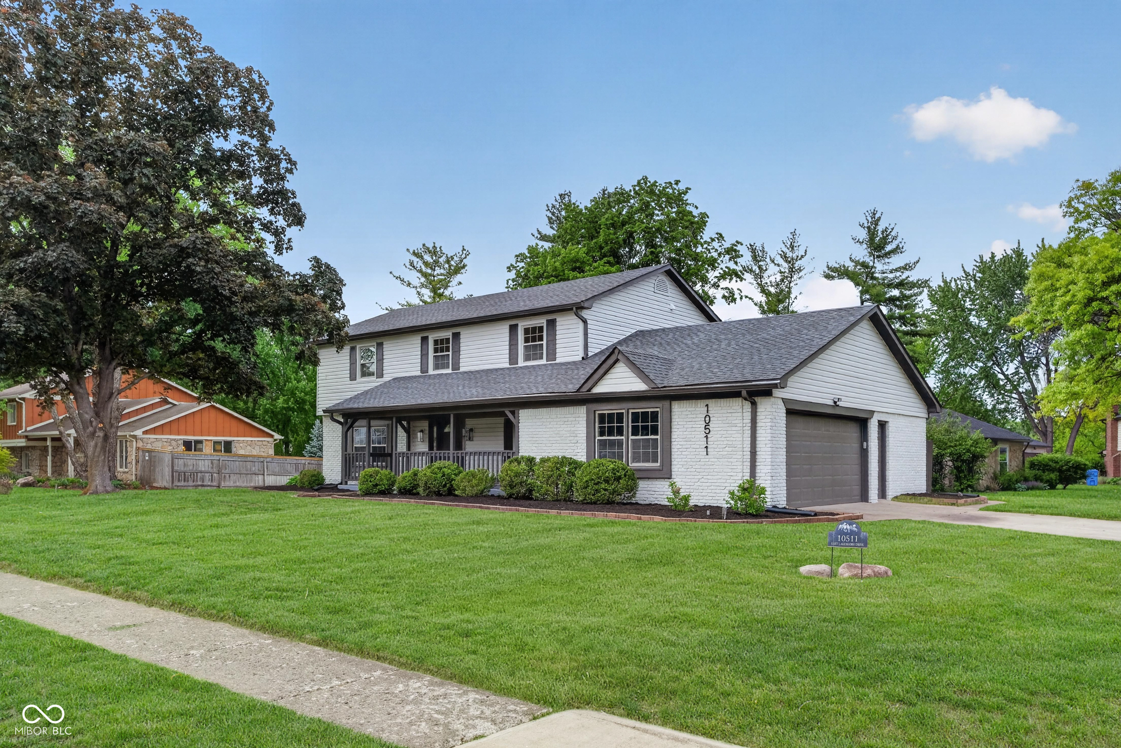 10511 E Lakeshore Drive