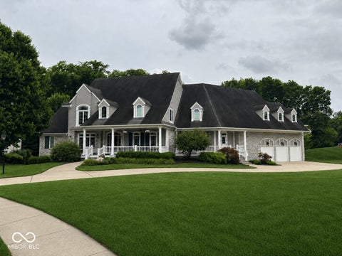 Photo of 4509 Austin Oaks Court, Zionsville, IN 46077 (MLS # 22116732)