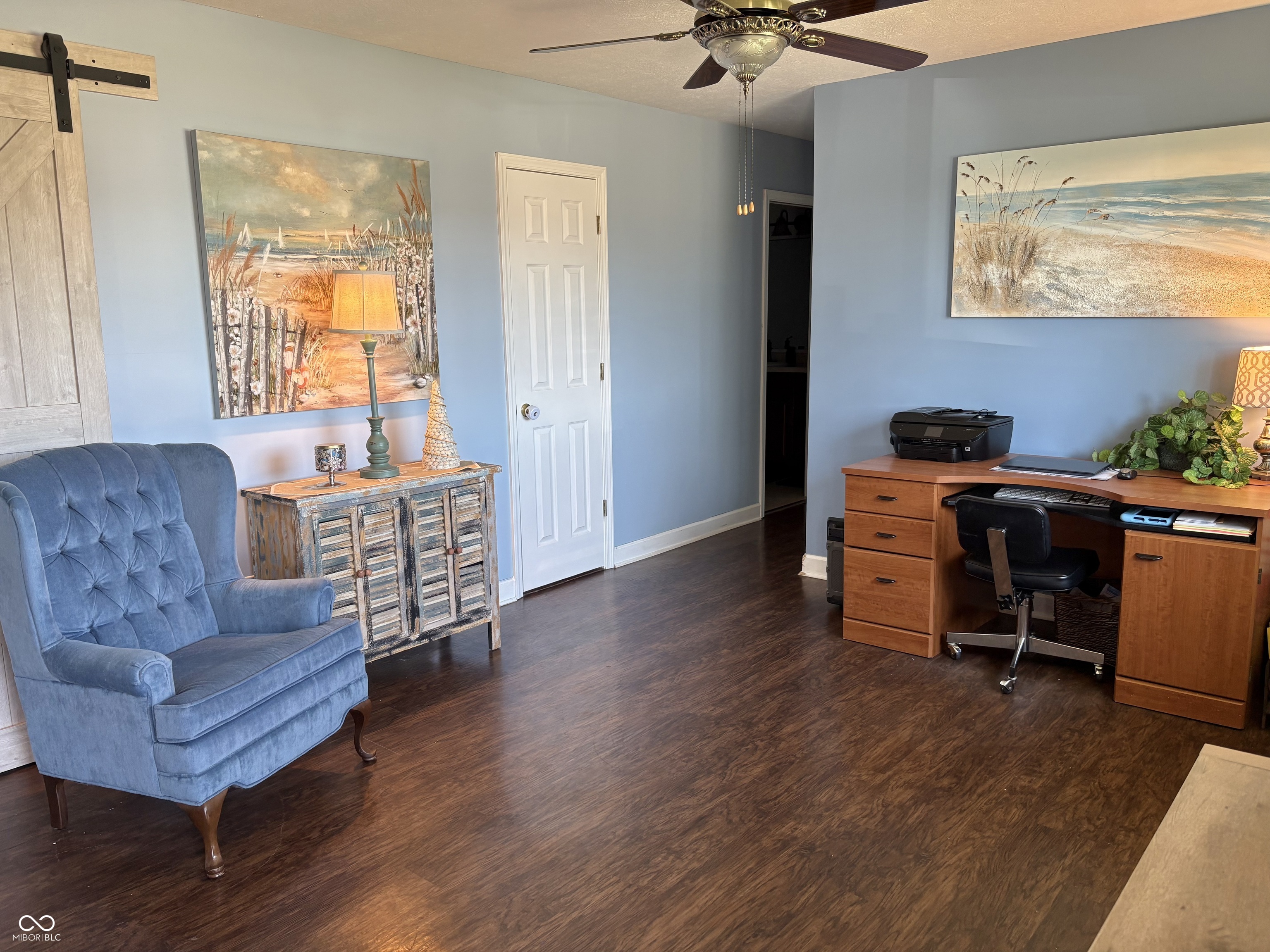 1704 Hawthorne Drive