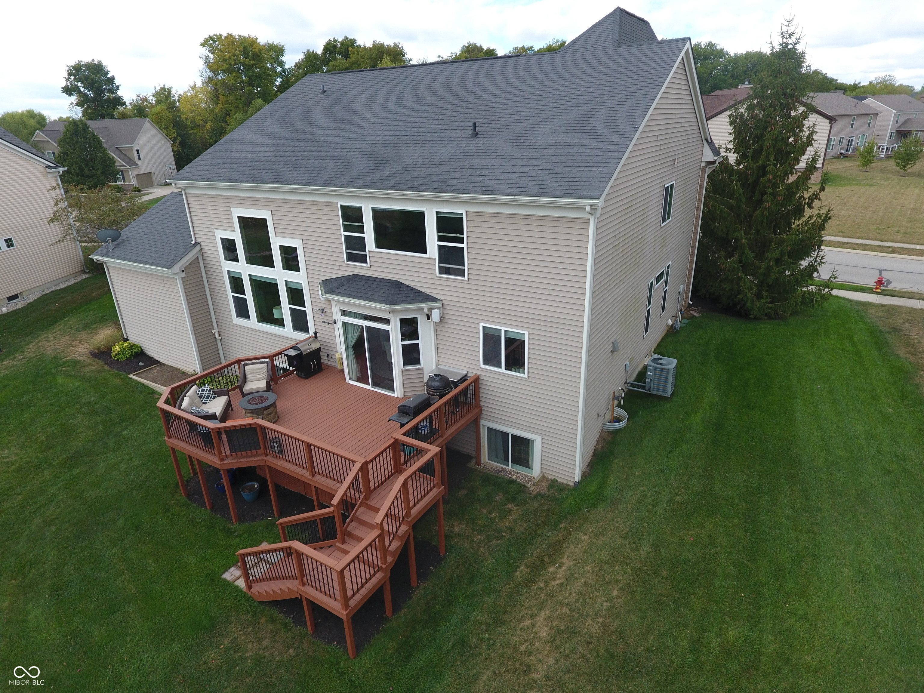 621 Featherstone Drive
