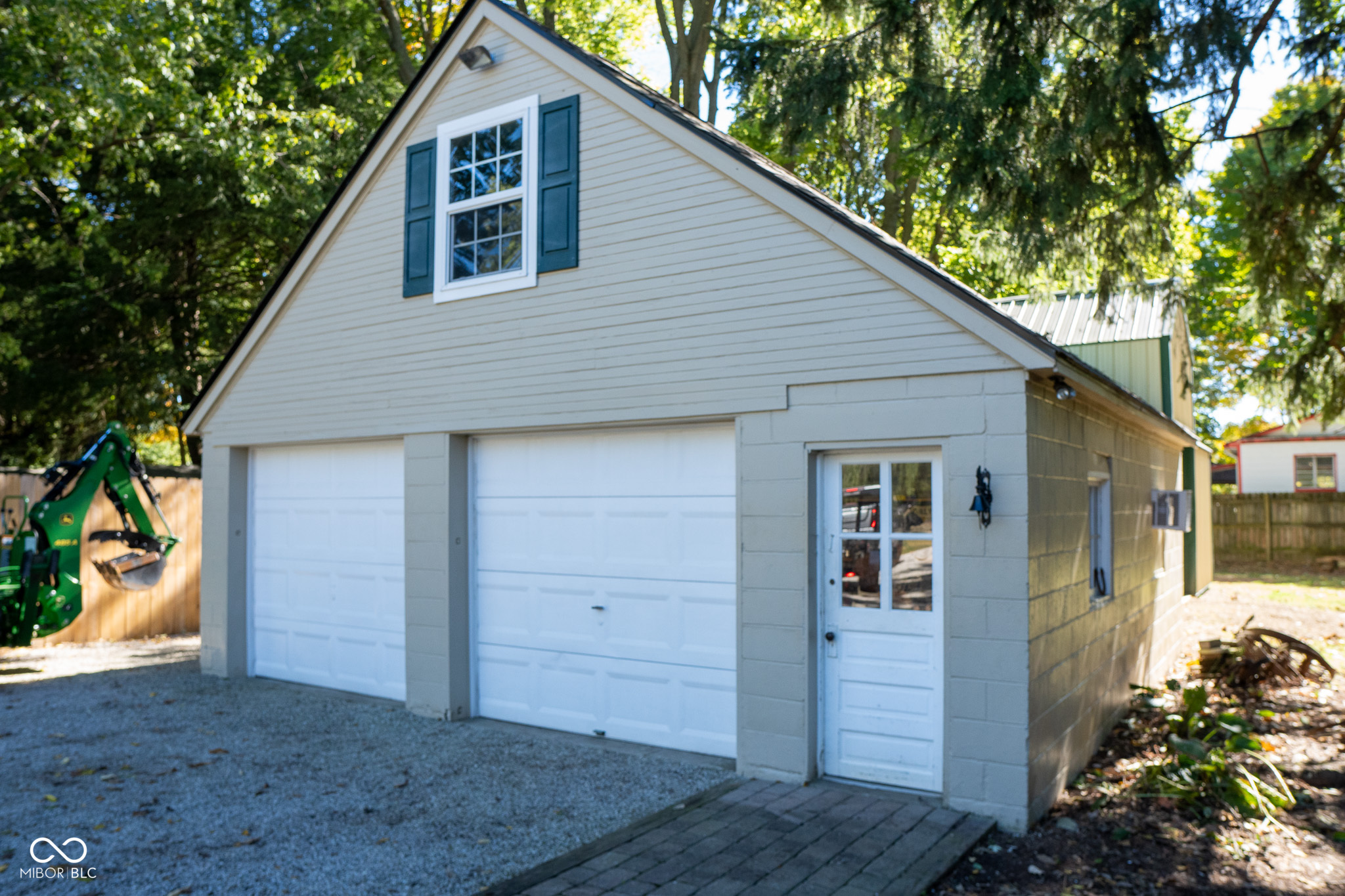 1433 E Brunswick Avenue