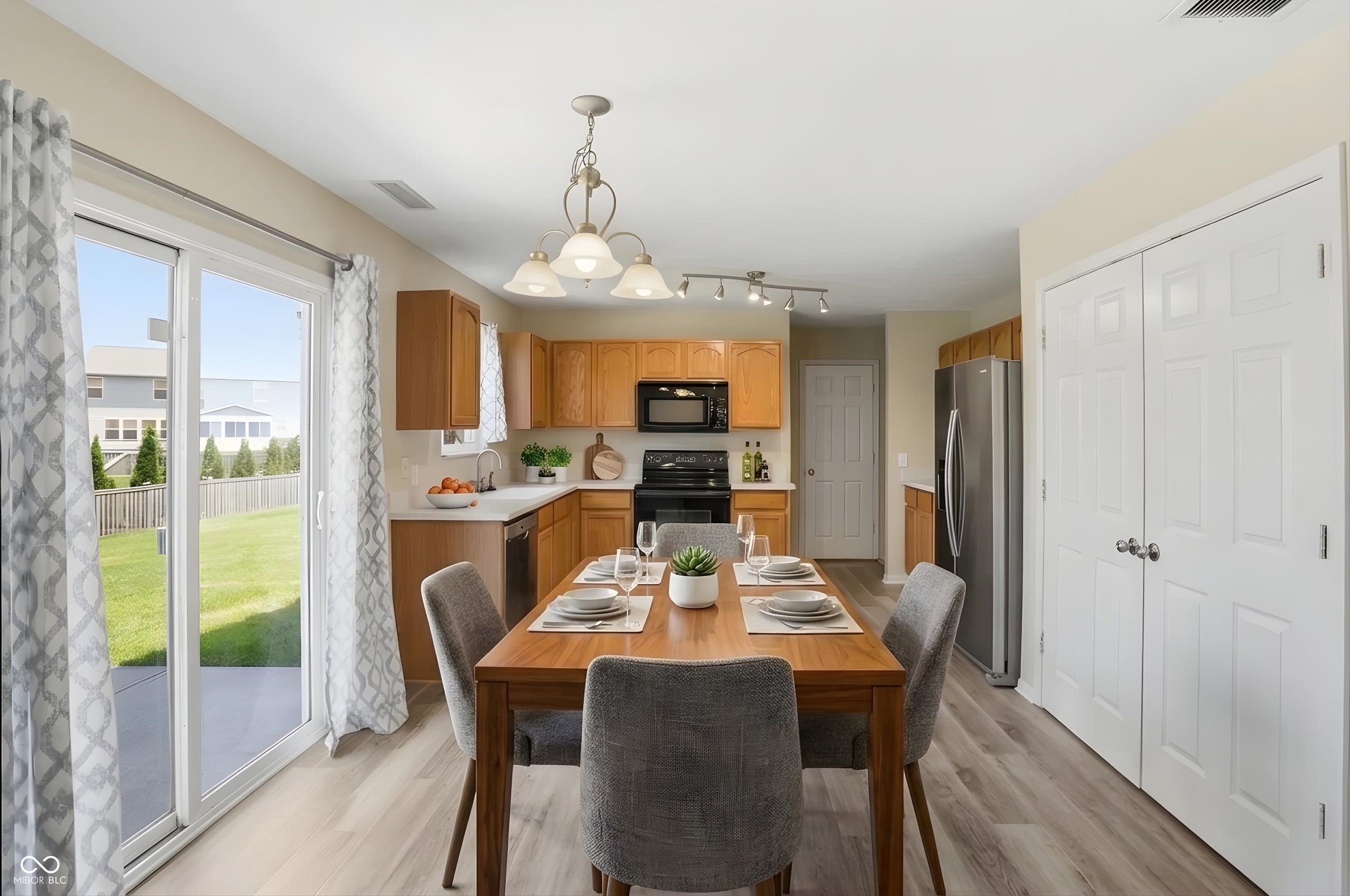 10802 Pleasant View Lane