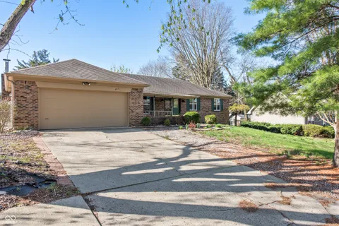 745 W Banta Road, Indianapolis, IN 46217 - MLS#: 22031007