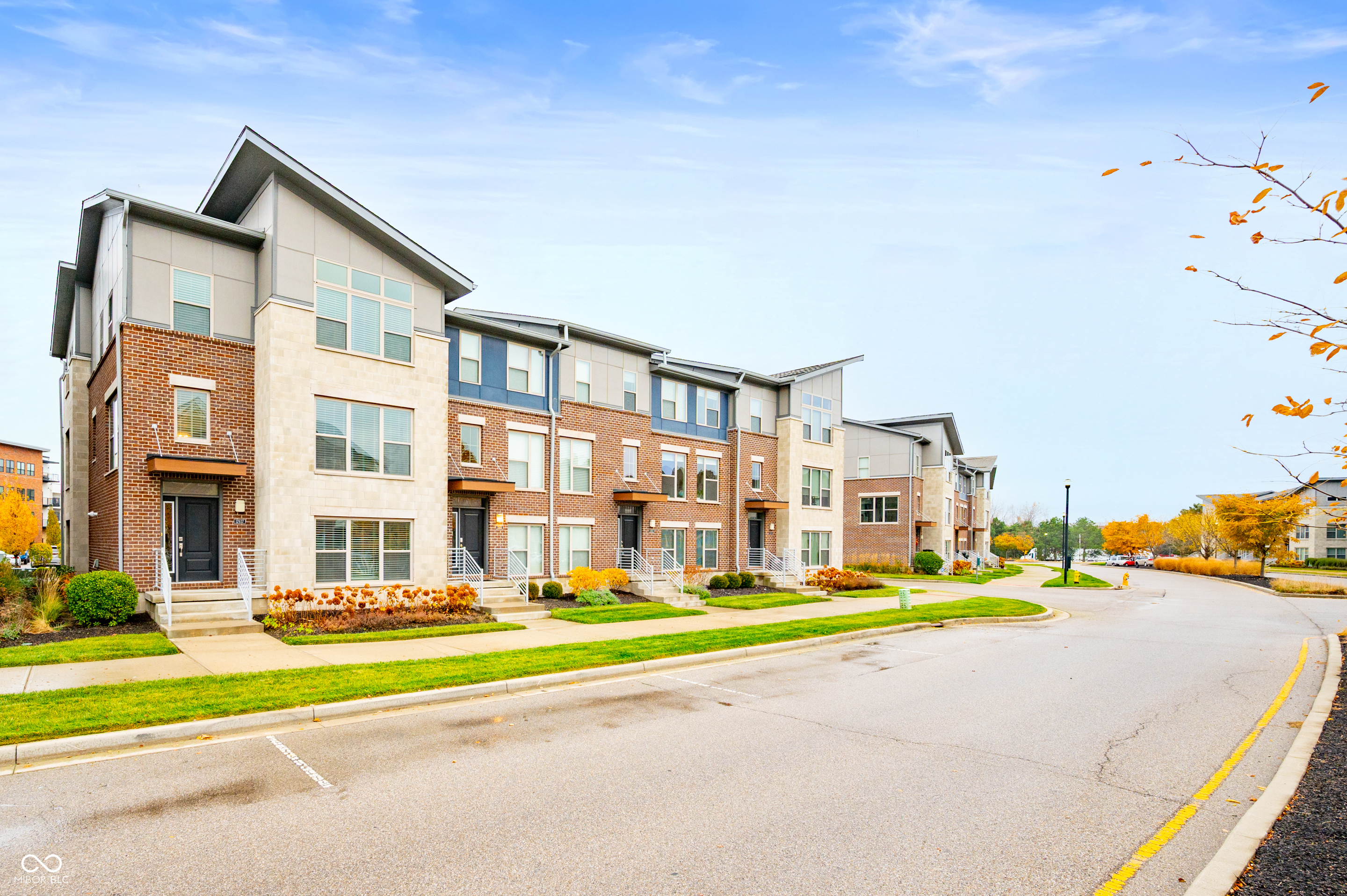 12937 Grand Boulevard