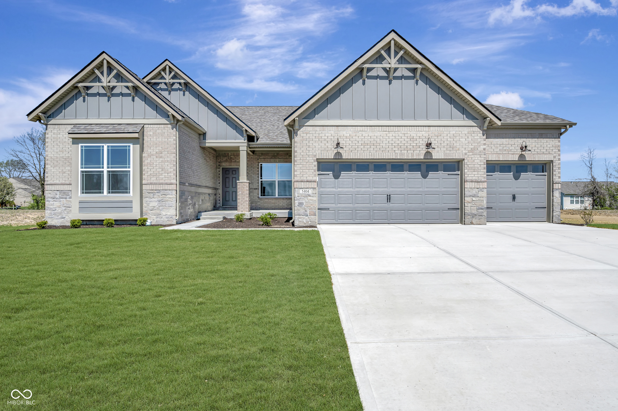5404 W Tilden Drive