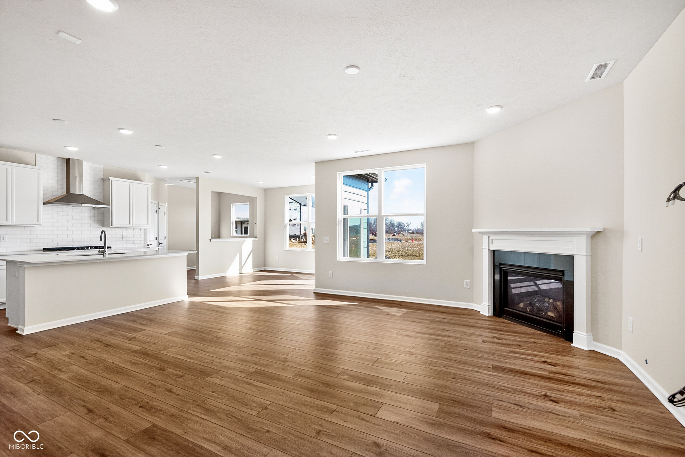 2569 Pearson Parkway