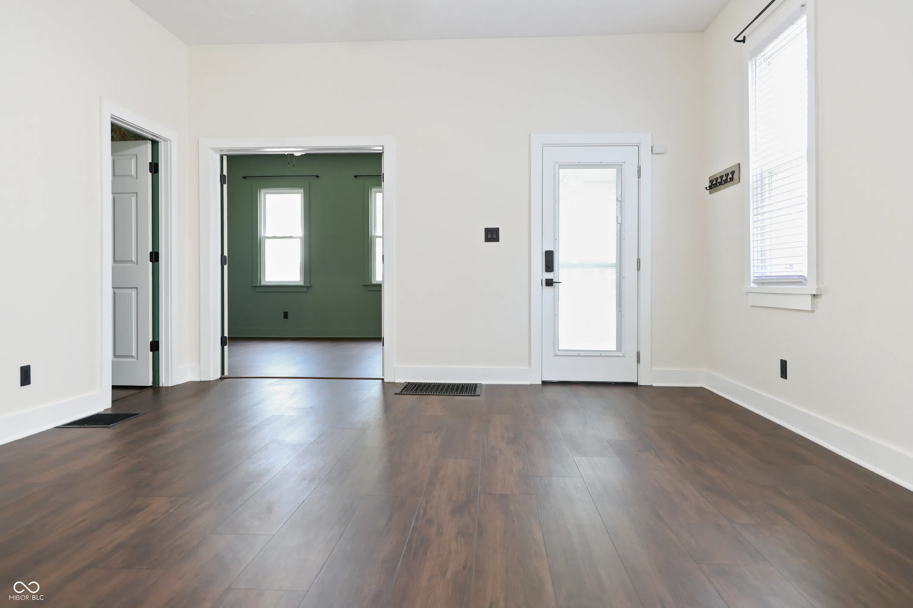 Indianapolis, Indiana 46203, United States, 4 Bedrooms Bedrooms, ,1 BathroomBathrooms,Residential,Active,126132