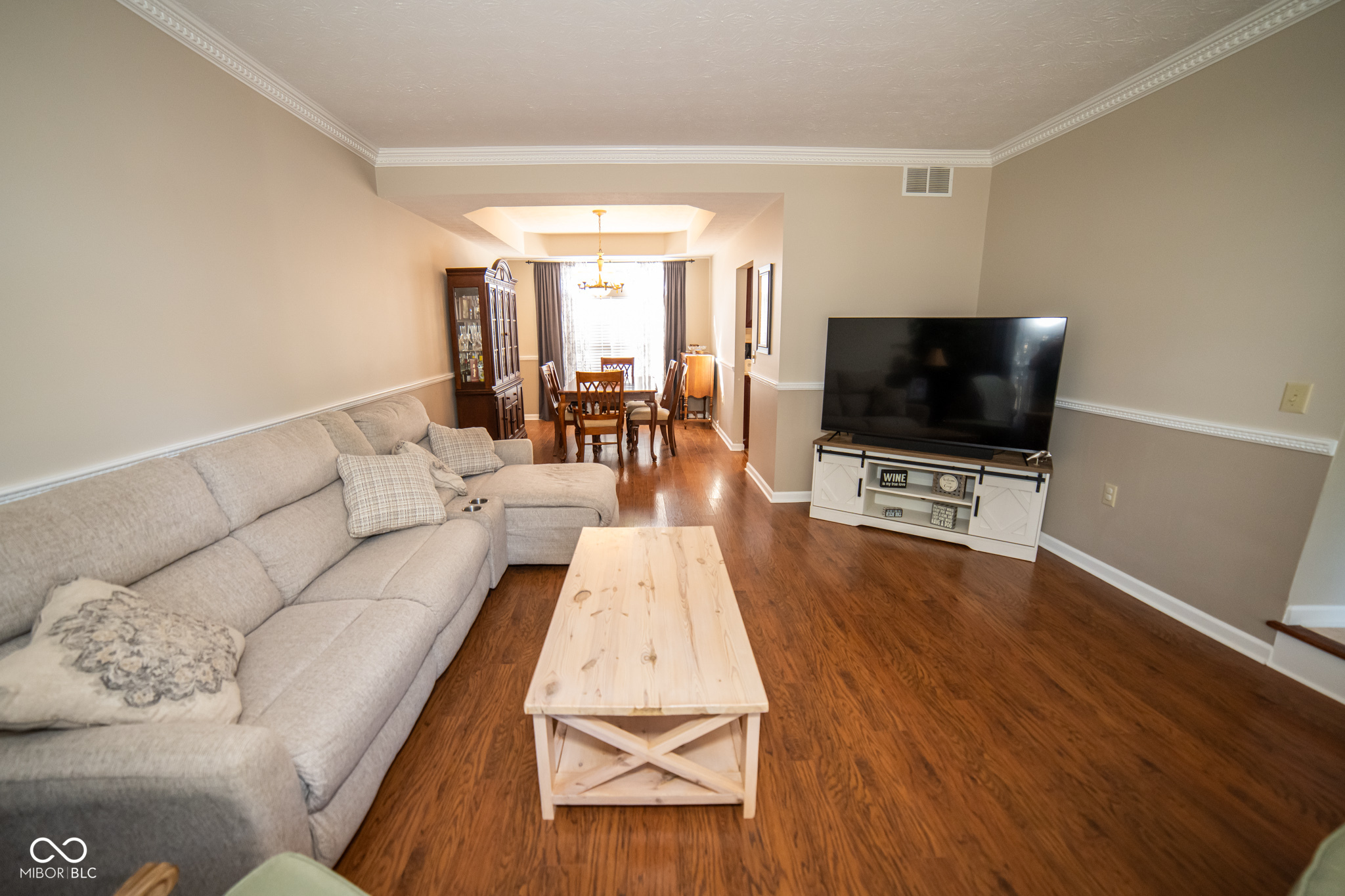1287 Autumn Drive