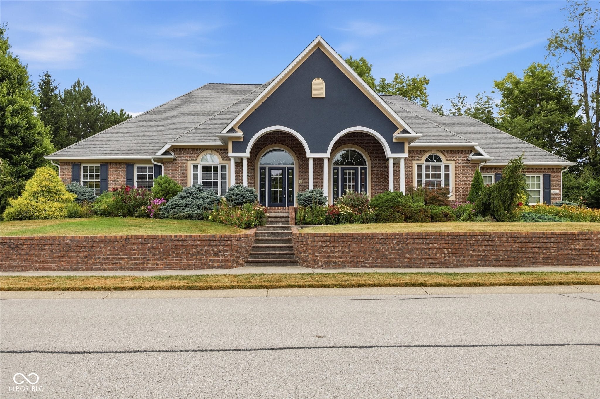 677 Foxboro Drive