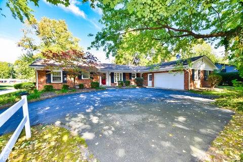 Photo of 4620 Wyandott Trail, Indianapolis, IN 46250 (MLS # 22131866)
