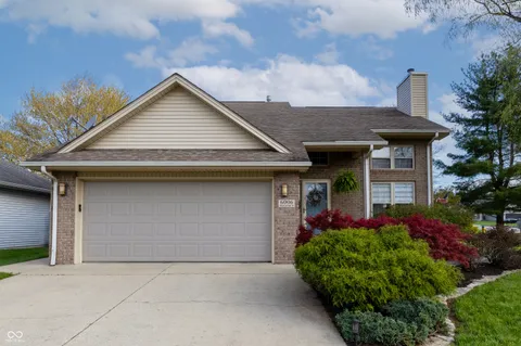6006 Regency Drive, Columbus, IN 47203 - MLS#: 22022325