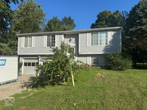 Photo of 6618 Stearns Hill Court, Indianapolis, IN 46237 (MLS # 22130462)