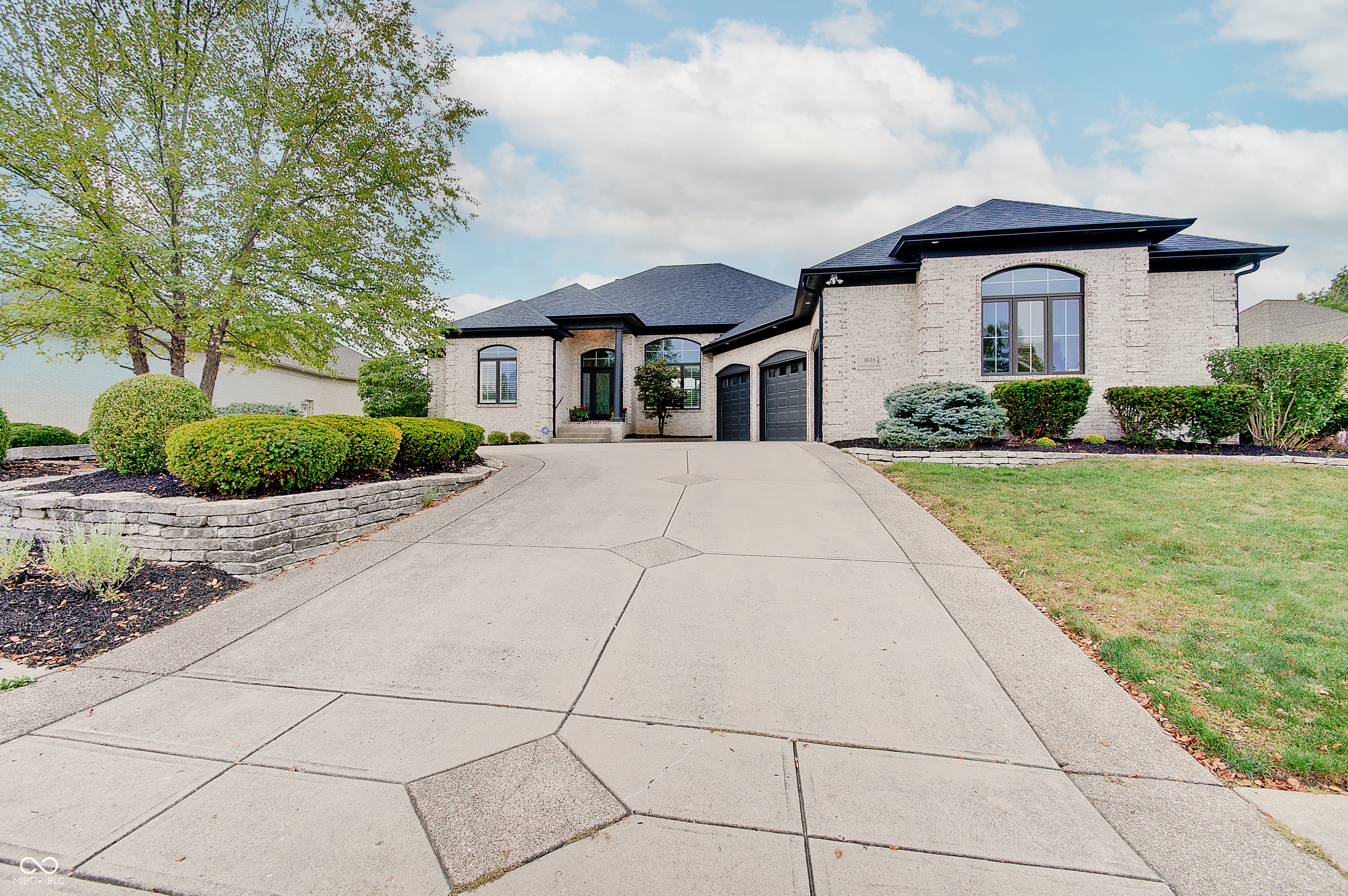 4638 Waters Edge Way