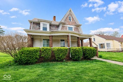 Photo of 224 W Main Street, Ladoga, IN 47954 (MLS # 22091602)