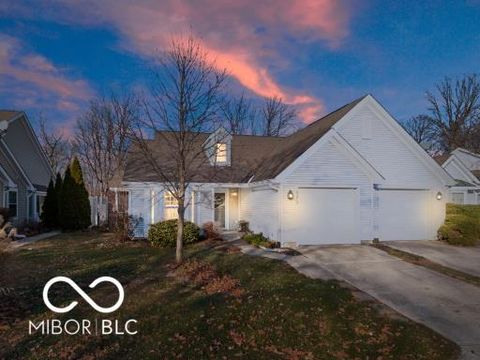 Photo of 8212 Crook Drive N, Indianapolis, IN 46256 (MLS # 22075678)