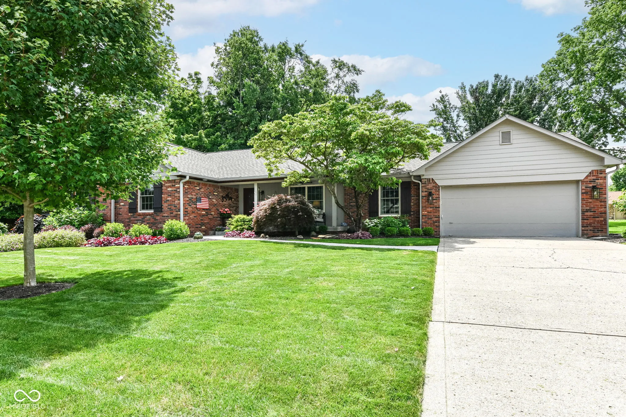 Carmel, Indiana 46033, United States, 4 Bedrooms Bedrooms, ,3 BathroomsBathrooms,Residential,Pending,158826