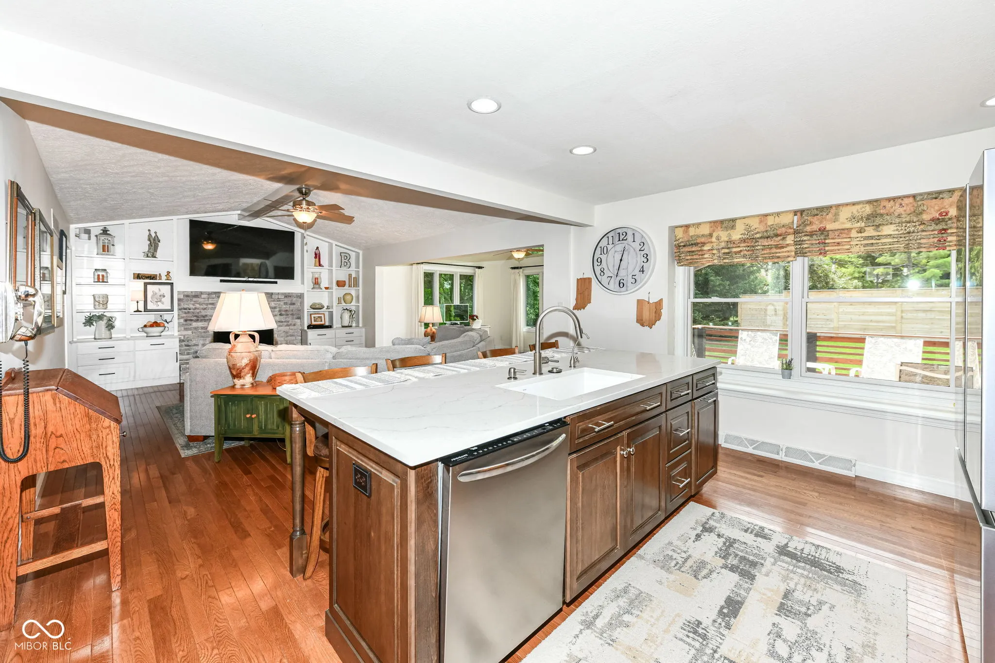 Carmel, Indiana 46033, United States, 4 Bedrooms Bedrooms, ,3 BathroomsBathrooms,Residential,Pending,158826