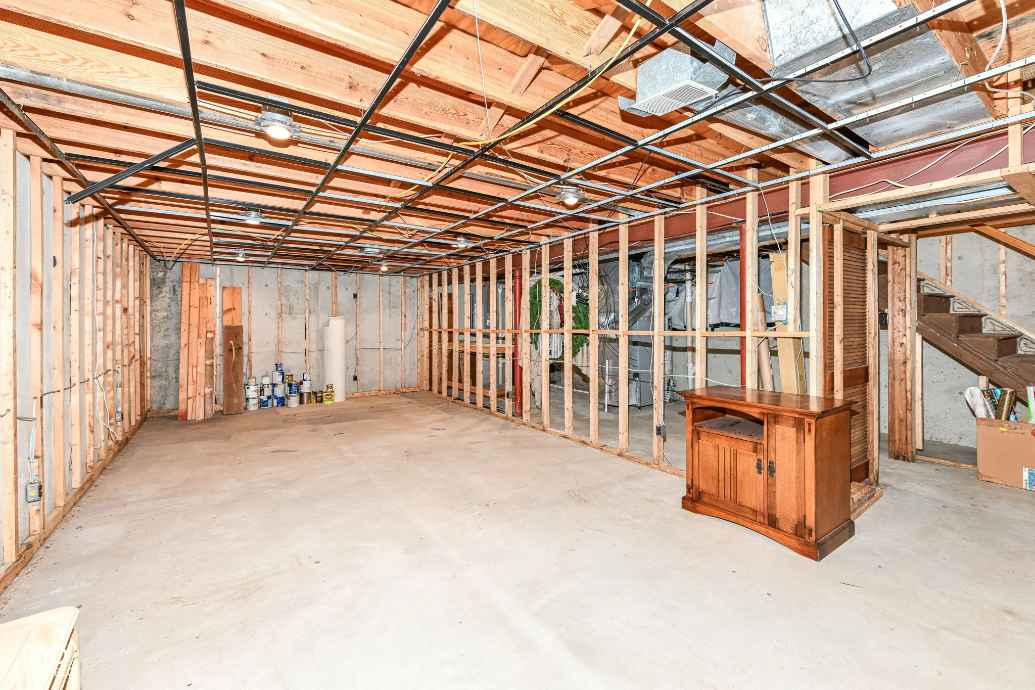 Carmel, Indiana 46033, United States, 4 Bedrooms Bedrooms, ,3 BathroomsBathrooms,Residential,Pending,158826