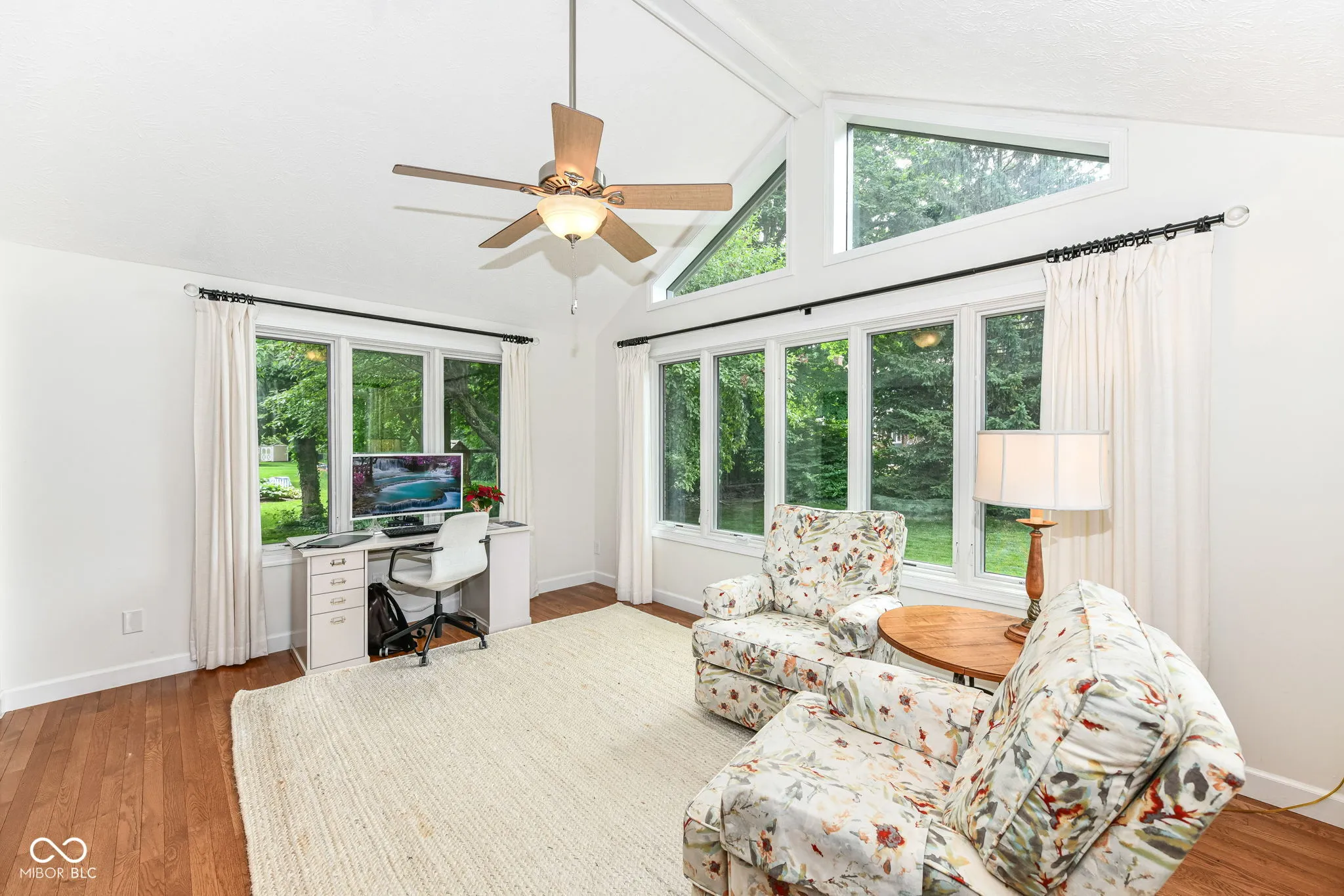 Carmel, Indiana 46033, United States, 4 Bedrooms Bedrooms, ,3 BathroomsBathrooms,Residential,Pending,158826