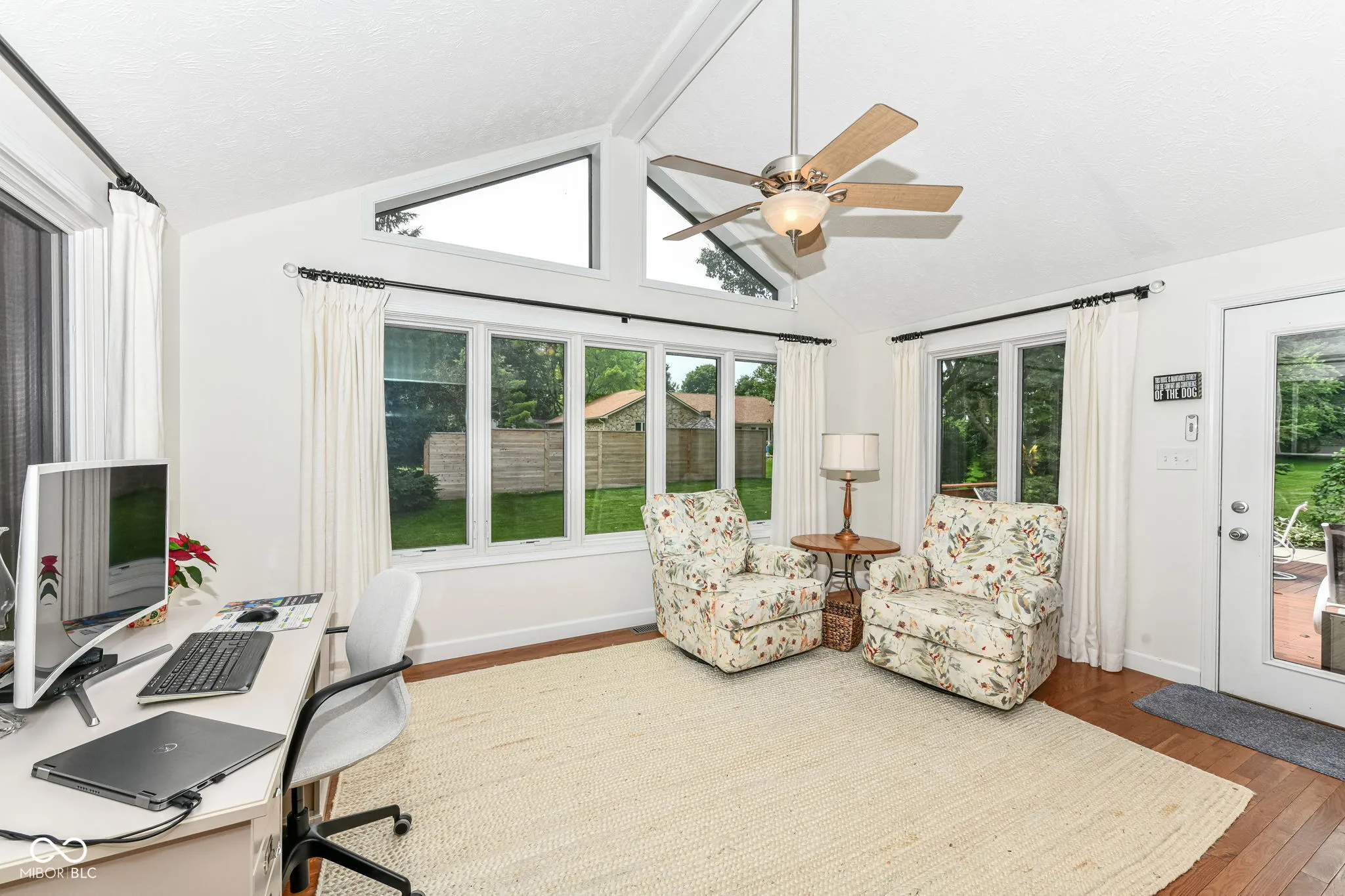 Carmel, Indiana 46033, United States, 4 Bedrooms Bedrooms, ,3 BathroomsBathrooms,Residential,Pending,158826