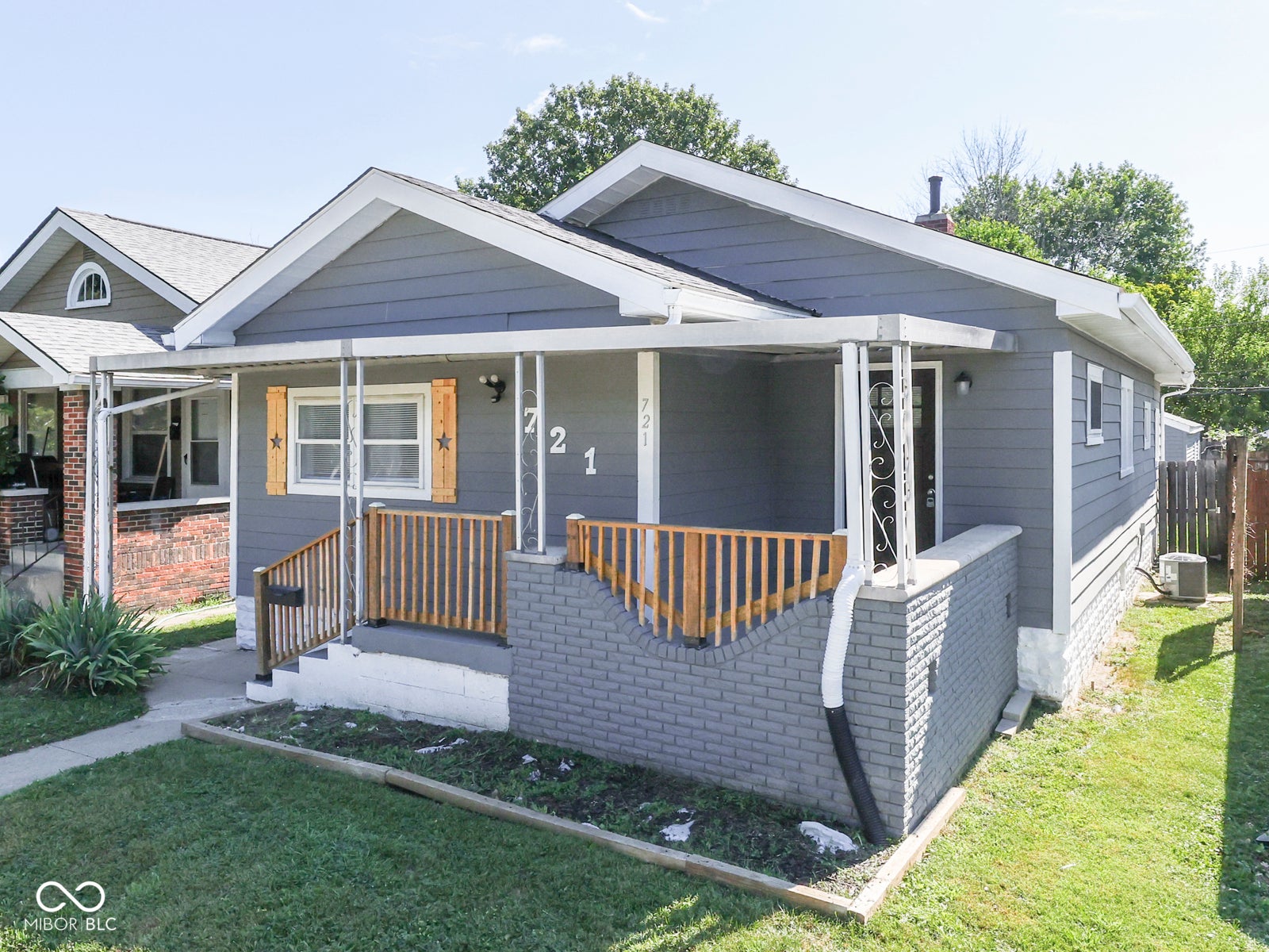 721 N Linwood