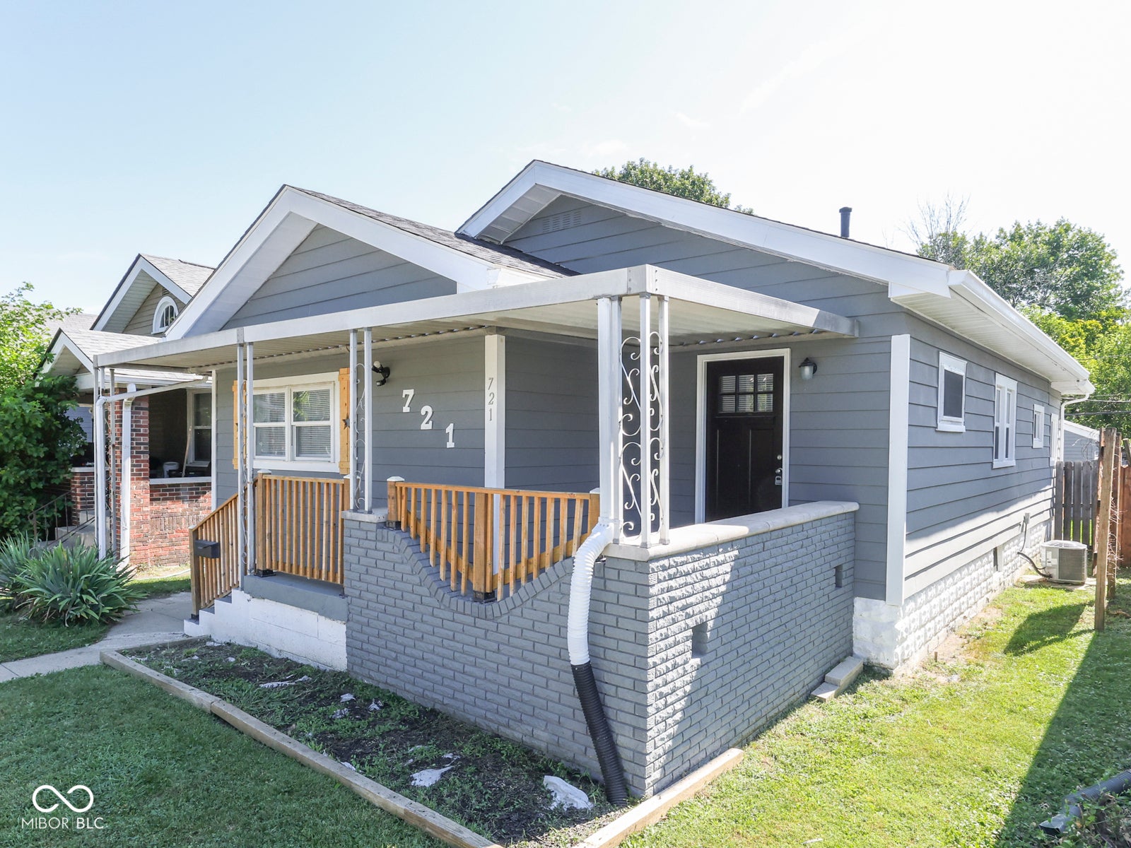 721 N Linwood