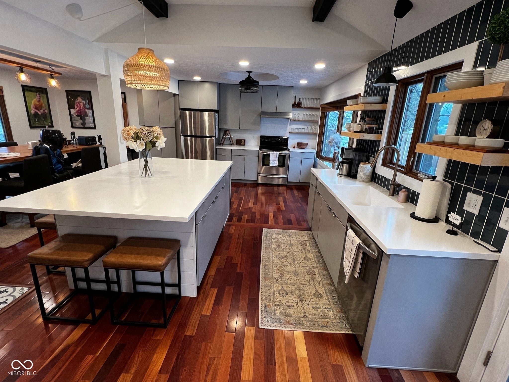 1015 Arroyo Road