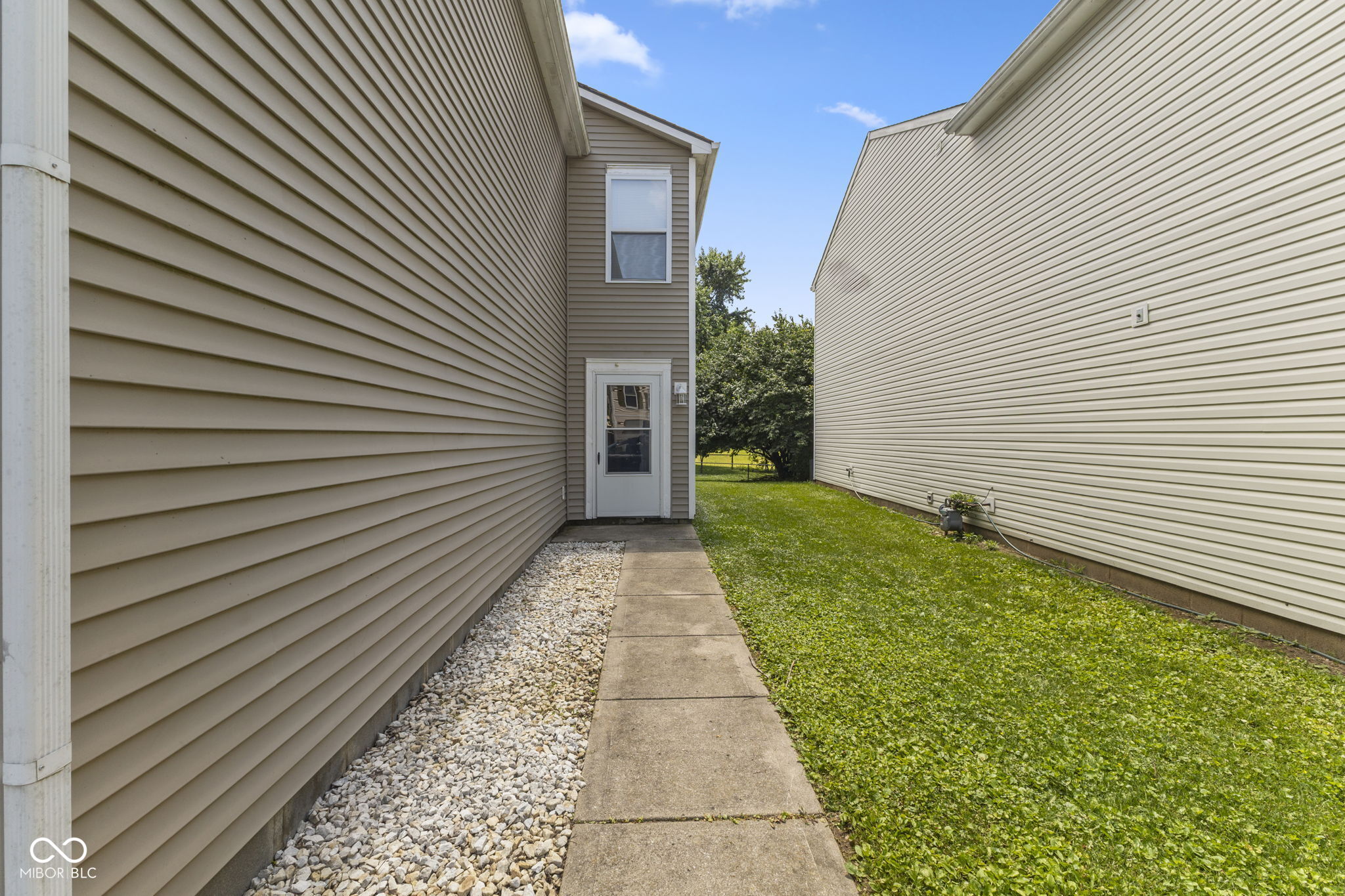 2523 Redland Lane